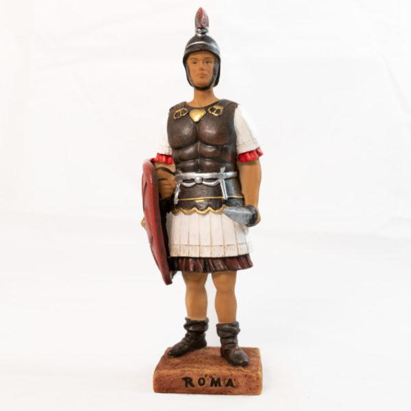 Statua centurione con scudo e spada