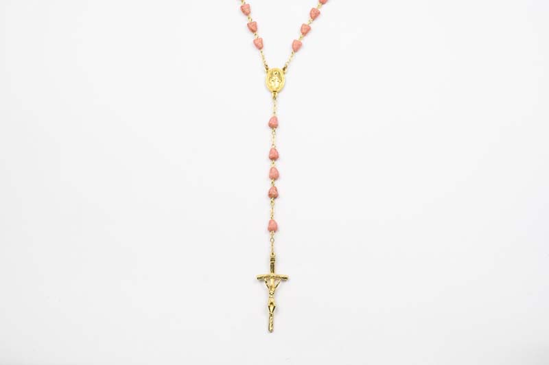 rosario in pietre rosa